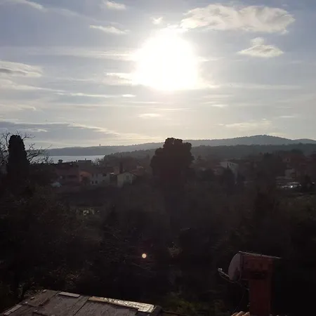 Istrska Kamnita Hisa Soncni *