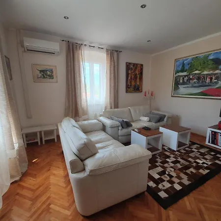 Holiday home Istrska Kamnita Hisa Soncni Medulin